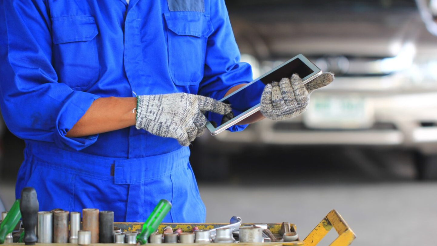 Mechanic Wit Hthools 64e389cf1390e