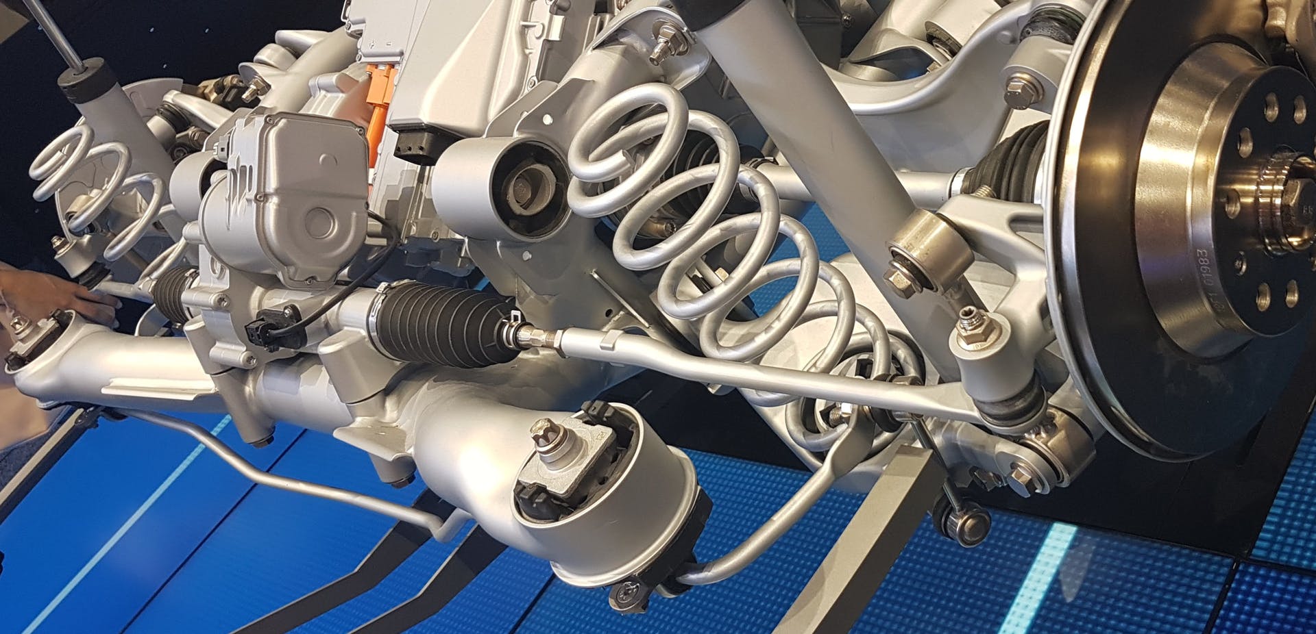 The Electric Power Steering (EPS) is easily adapted to electric or hybrid vehicles. This photo of a rear chassis module shows how the EPS can be incorporated easily into the rear steering of an electric vehicle without the need for hydraulic lines. (all images courtesy author)