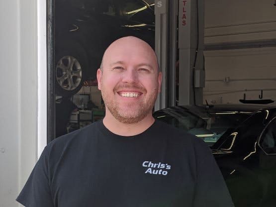 65b7ffda980937001e5f2179 Chris