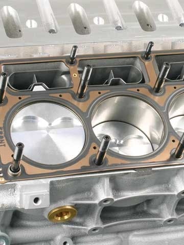 65b83690403408001f437304 Enginestudsunderstandingtheadvantagesofusingstudsvsboltsandtipsonachievingp