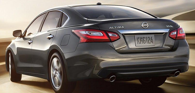 65b8591eb8c992001ecce48e Nissan2