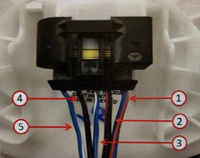 Old harness connector. 1) fuel pump control output B+; 2) fuel pump ground -; 3) fuel level sensor signal; 4) fuel level sense return; 5) fuel level signal two.