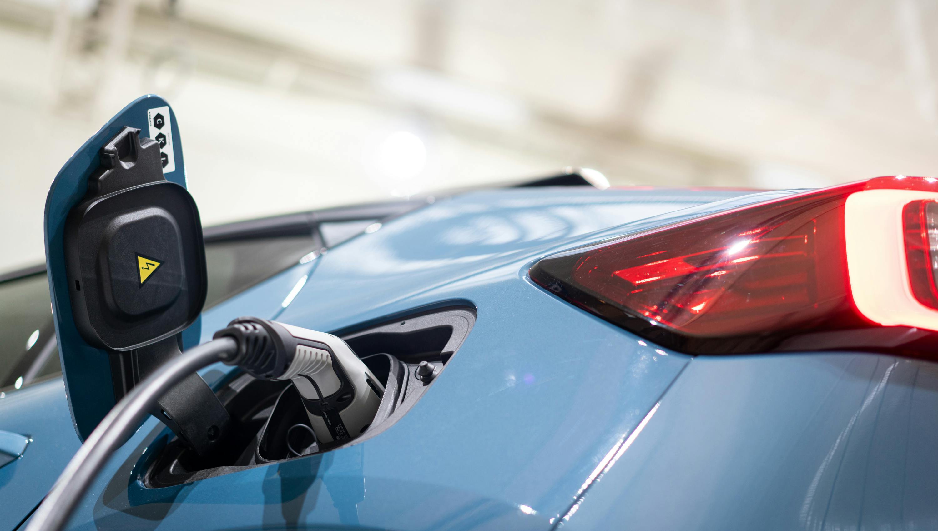 The impact of BEV and HEV service at independent repair shops