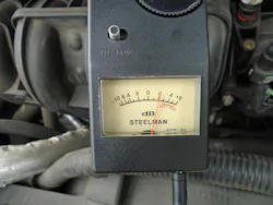 Figure 5 – The meter shows 2 decibels at the injector. Figure 5 – The meter shows 2 decibels at the injector.