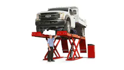 Hunter's RX14 scissor alignment rack was lengthened by 13' to accommodate longer wheelbases and speed up service. Hunter's RX14 scissor alignment rack was lengthened by 13' to accommodate longer wheelbases and speed up service.
