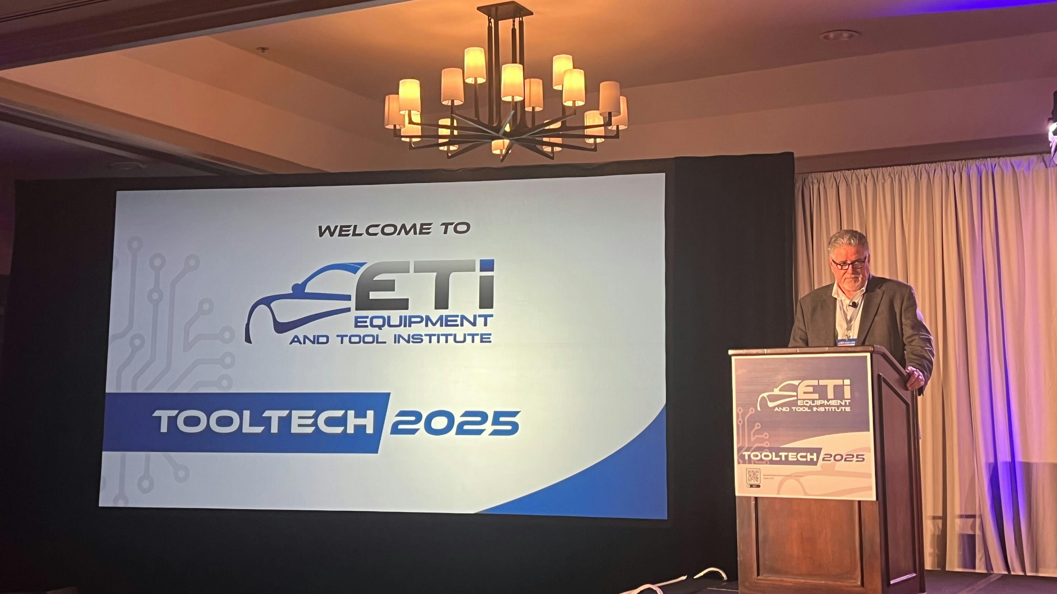 Brian Plott, executive director for ETI, kicks off the ToolTech event.