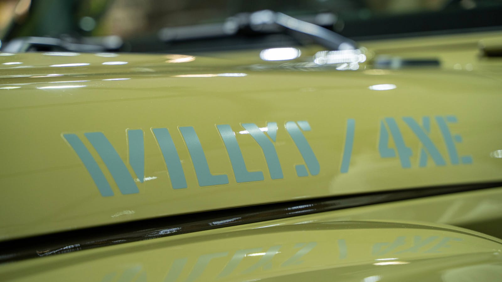 691b797ffa3f4864d02a44a7 December Ma Jeep Rman Gunes