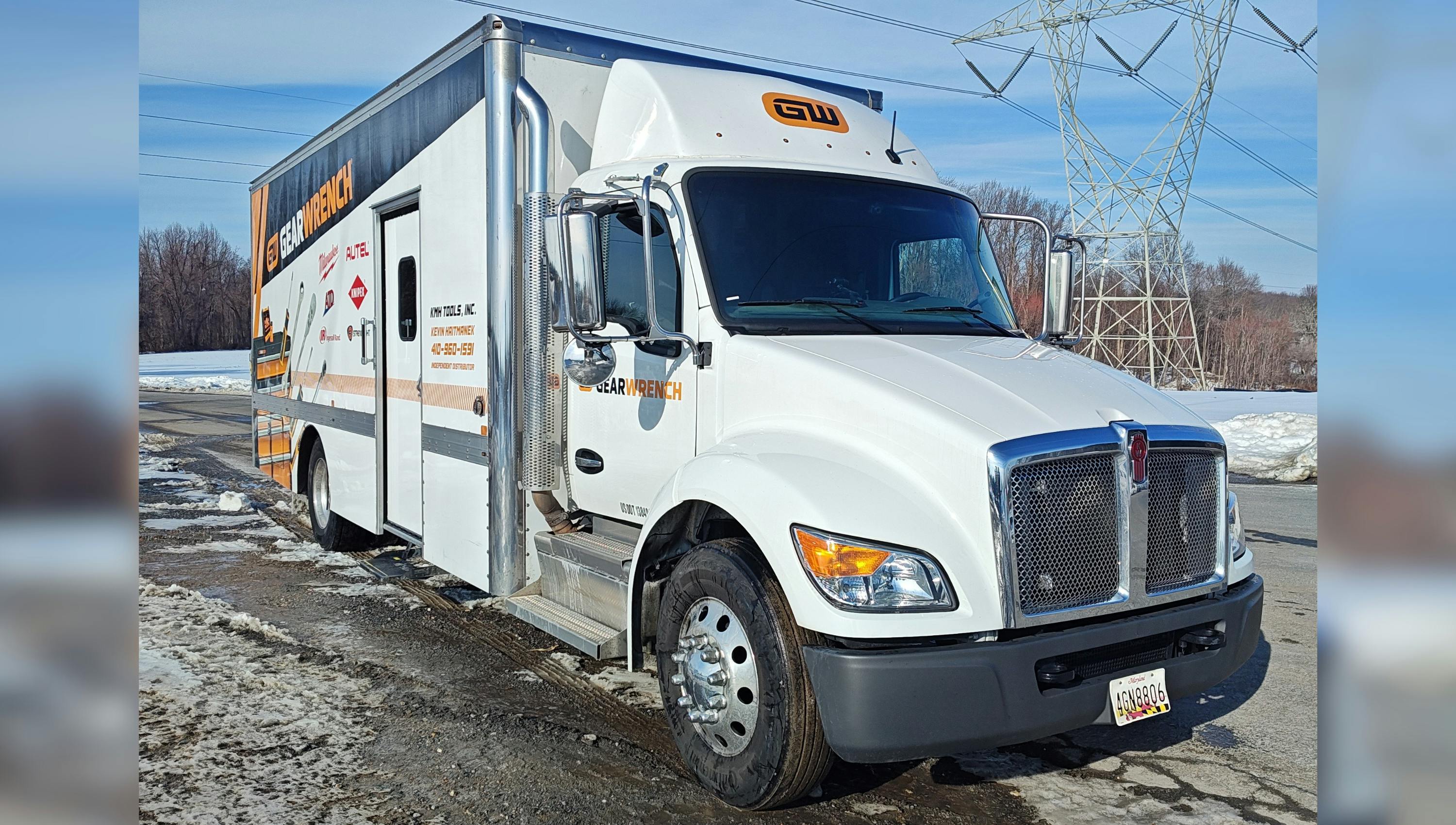 Before purchasing a new tool truck, it's important to distinguish whether it's a want or a need.