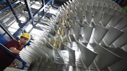 Siemens is expanding production of industrial gas turbines aiming to take advantage of power plantsrsquo updating their generating systems as natural gas availability increases Siemens is expanding production of industrial gas turbines aiming to take advantage of power plantsrsquo updating their generating systems as natural gas availability increases