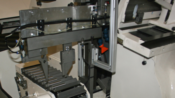 A reengineered machine targeted at centerless grinding applications in the aerospace industry produced with the aid of NUM CNC hardware and software