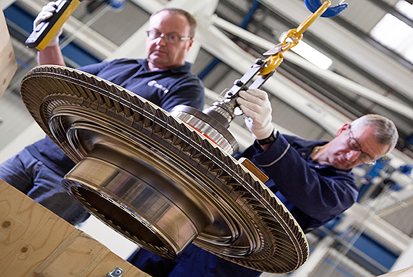 In addition to the MT30 construction contract RollsRoyce signed designdevelopment agreements with BAE Systems for the new frigatersquo steering gear stabilizing fins and mission bay handling equipment