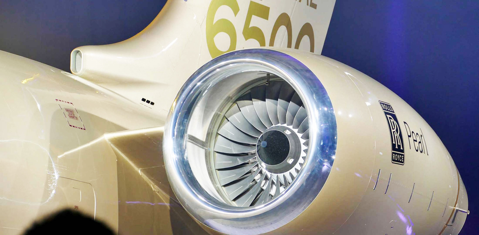 The Pearl 15 is a turbofan engine developed specifically to power Bombardier's Global 5500 and Global 6500 business jets, to deliver up to 15,125 lbs. of thrust, with reduced engine noise and improved specific fuel consumption.