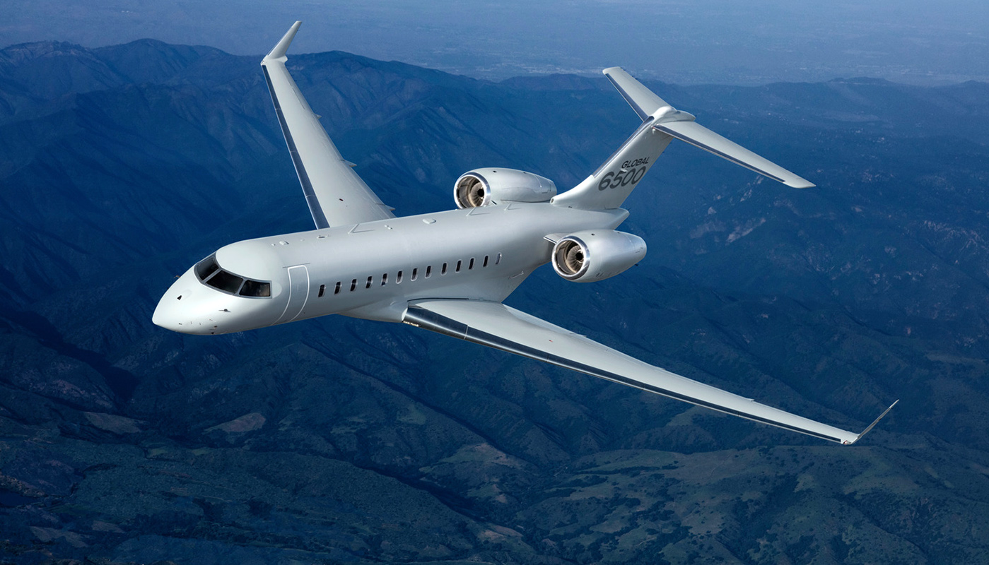 Bombardier Global 6000 aircraft, part of the USAF Battlefield Airborne Communications Node program.