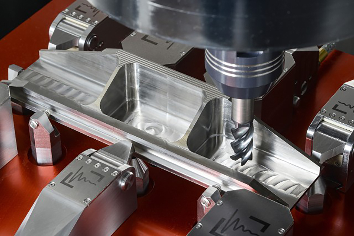 The 'VoKoEs' research project coordinated by Fraunhofer IPT developed simulation software and a new type of clamping system that can be used to predict and reduce part distortion during milling.