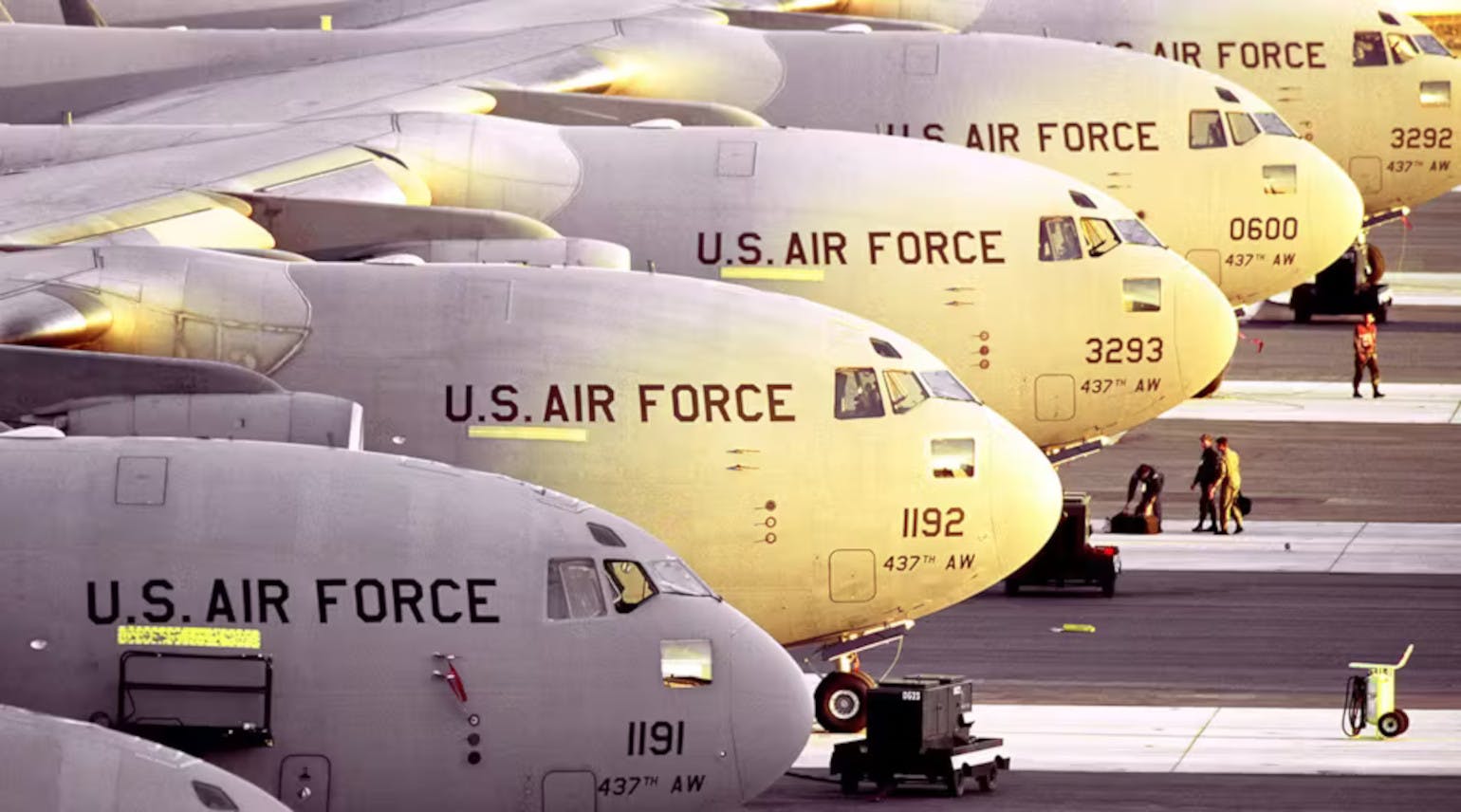 Boeing C-17 Globemaster III military transport aircraft.