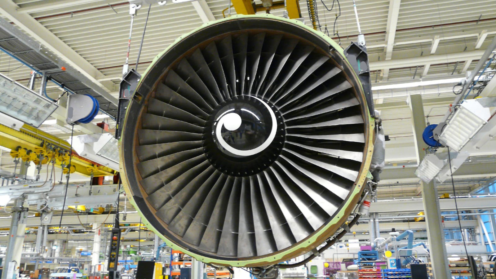 geaerospaceengine12073315shutterbasdreamstime