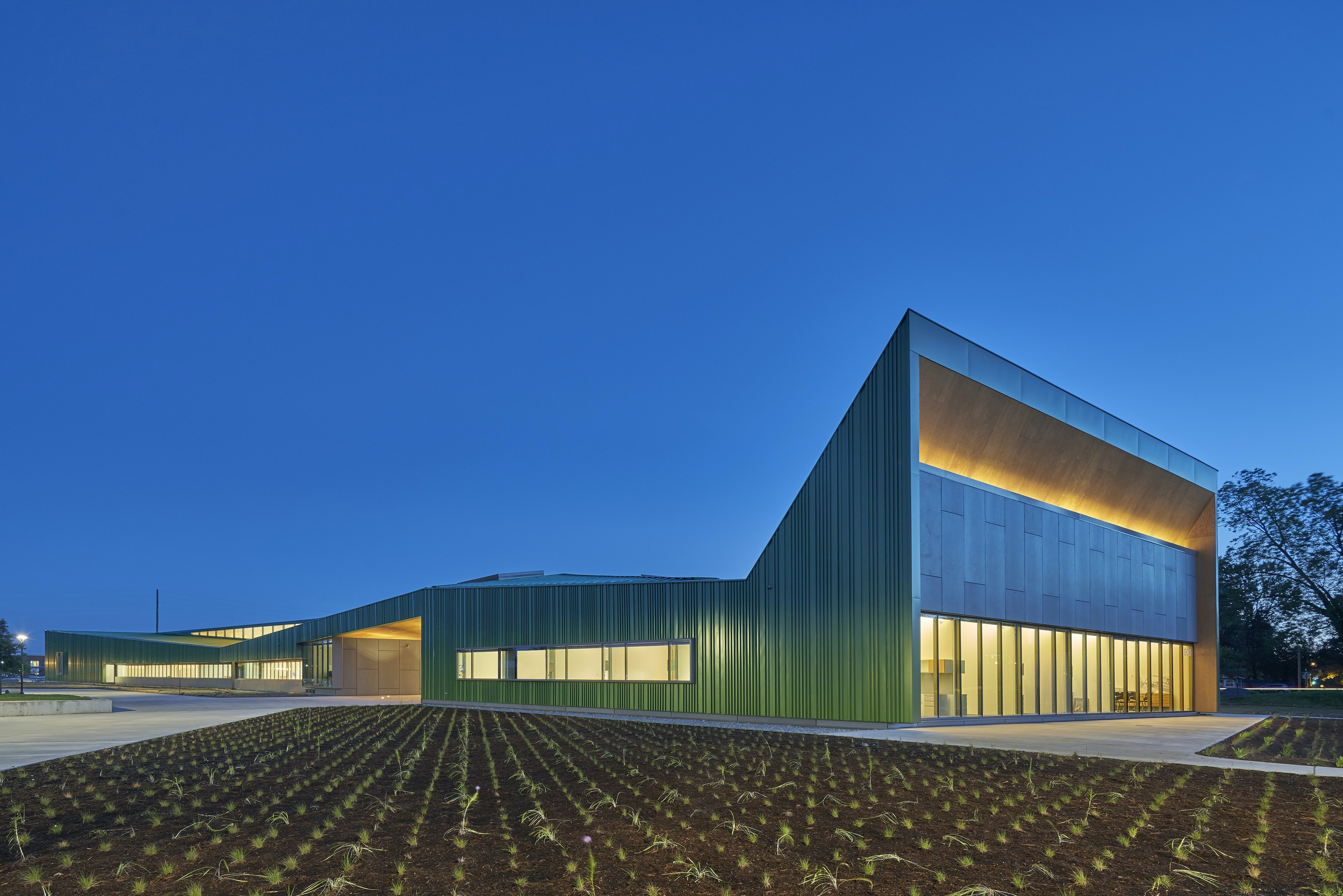 1656023142918 2105apnewbb02a 1