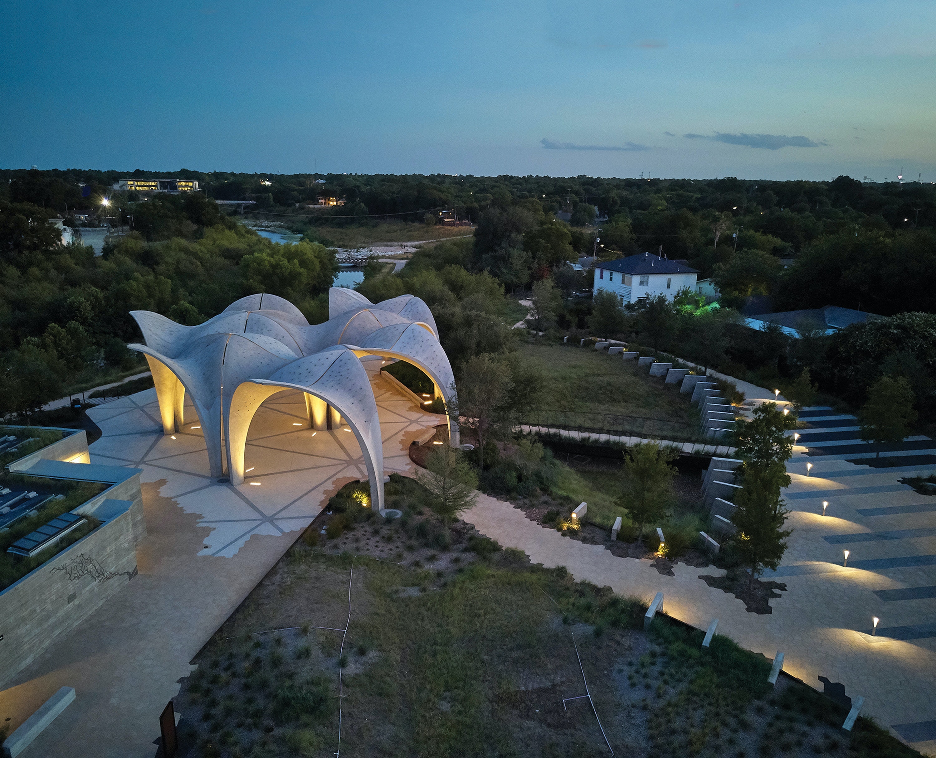 1656023349274 2011appiajm06g 0