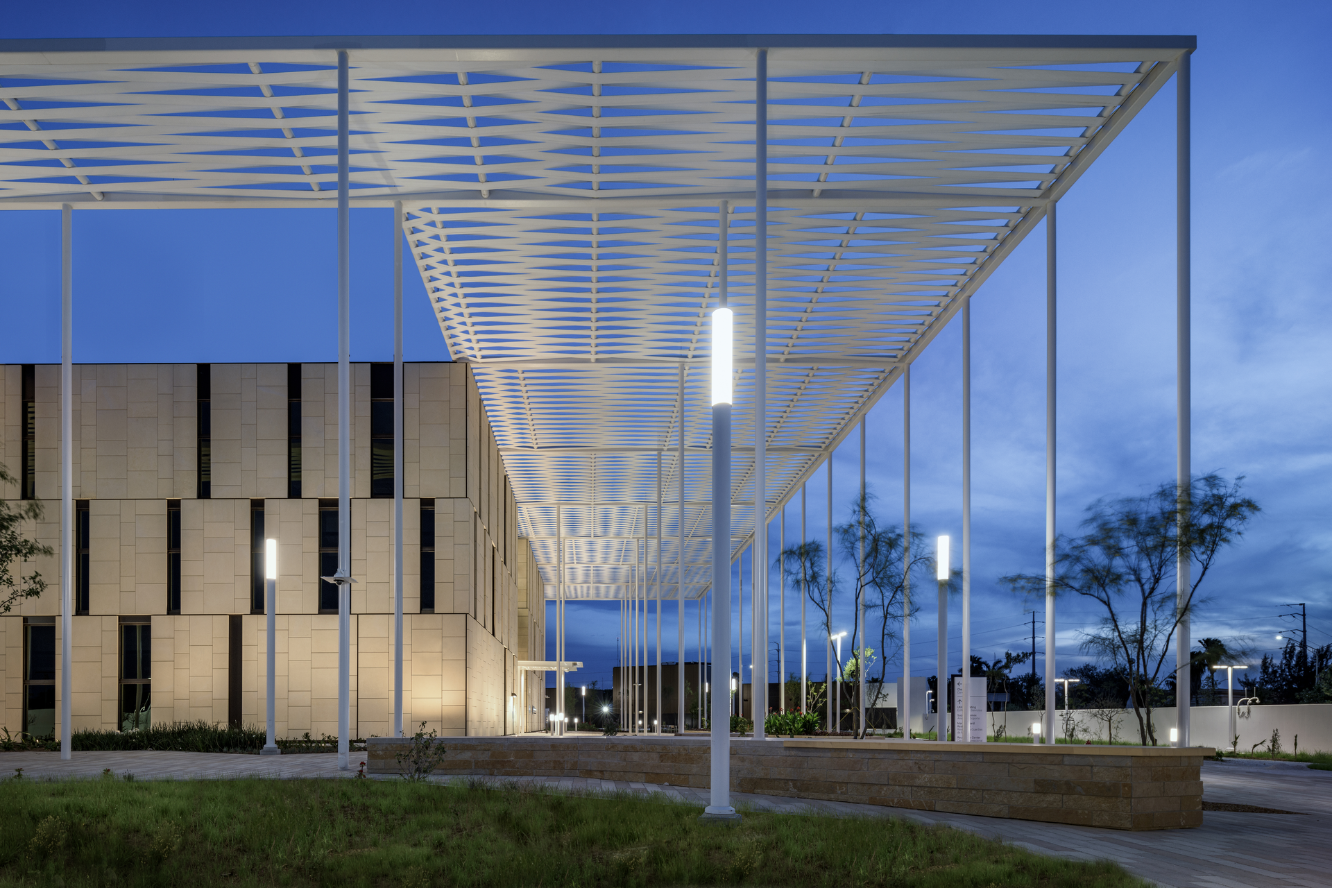 Matamoros Exterior Lighting 63f50a025142e