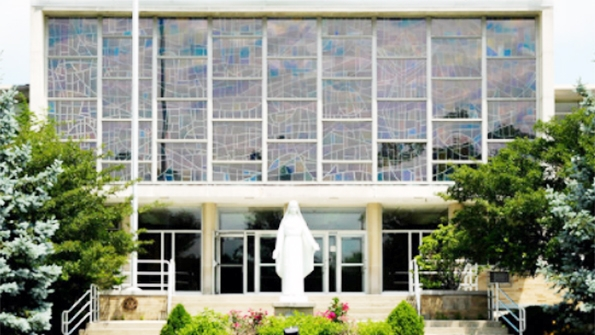 The McAuley High School campus in Cincinnati will become the home of Mercy McAuley High in 2018