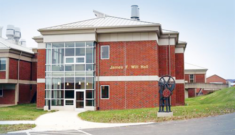 Saint Vincent College Dedicates Engineering And Bioscience Facility American School University