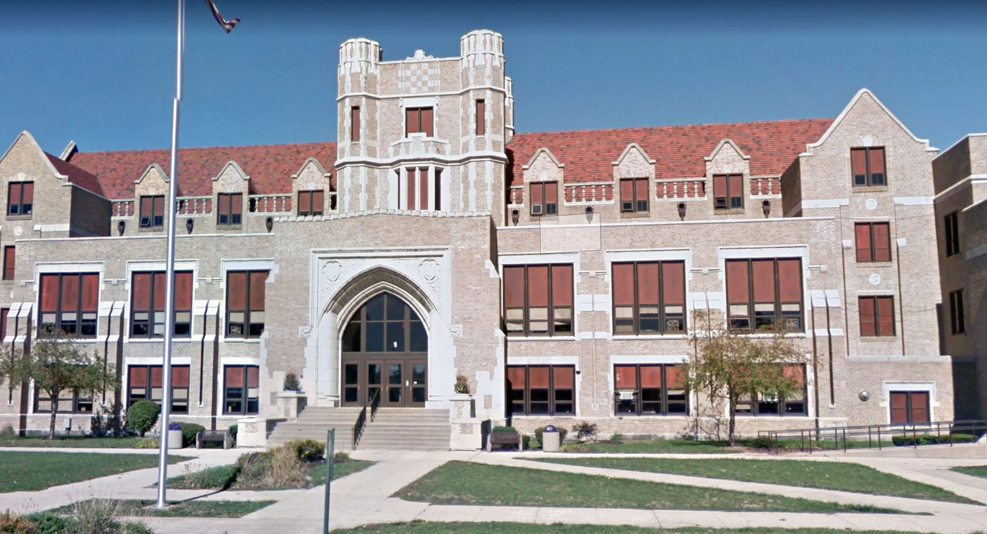 Exstudent wounded at Dixon, Ill., high school in gunfire exchange with