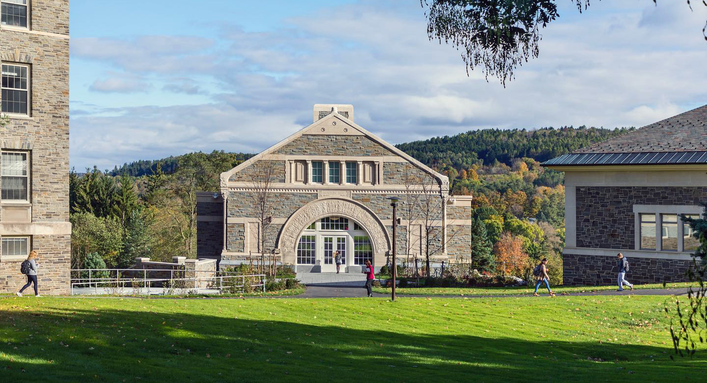 Benton Hall at Colgate University