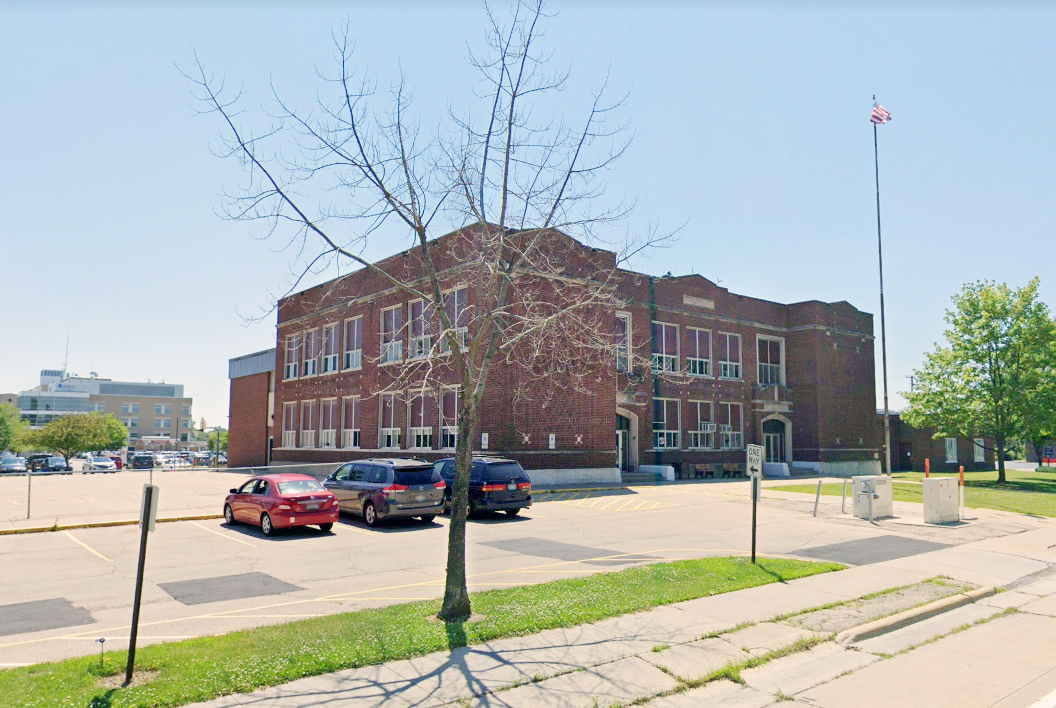roosevelt elementary neenah