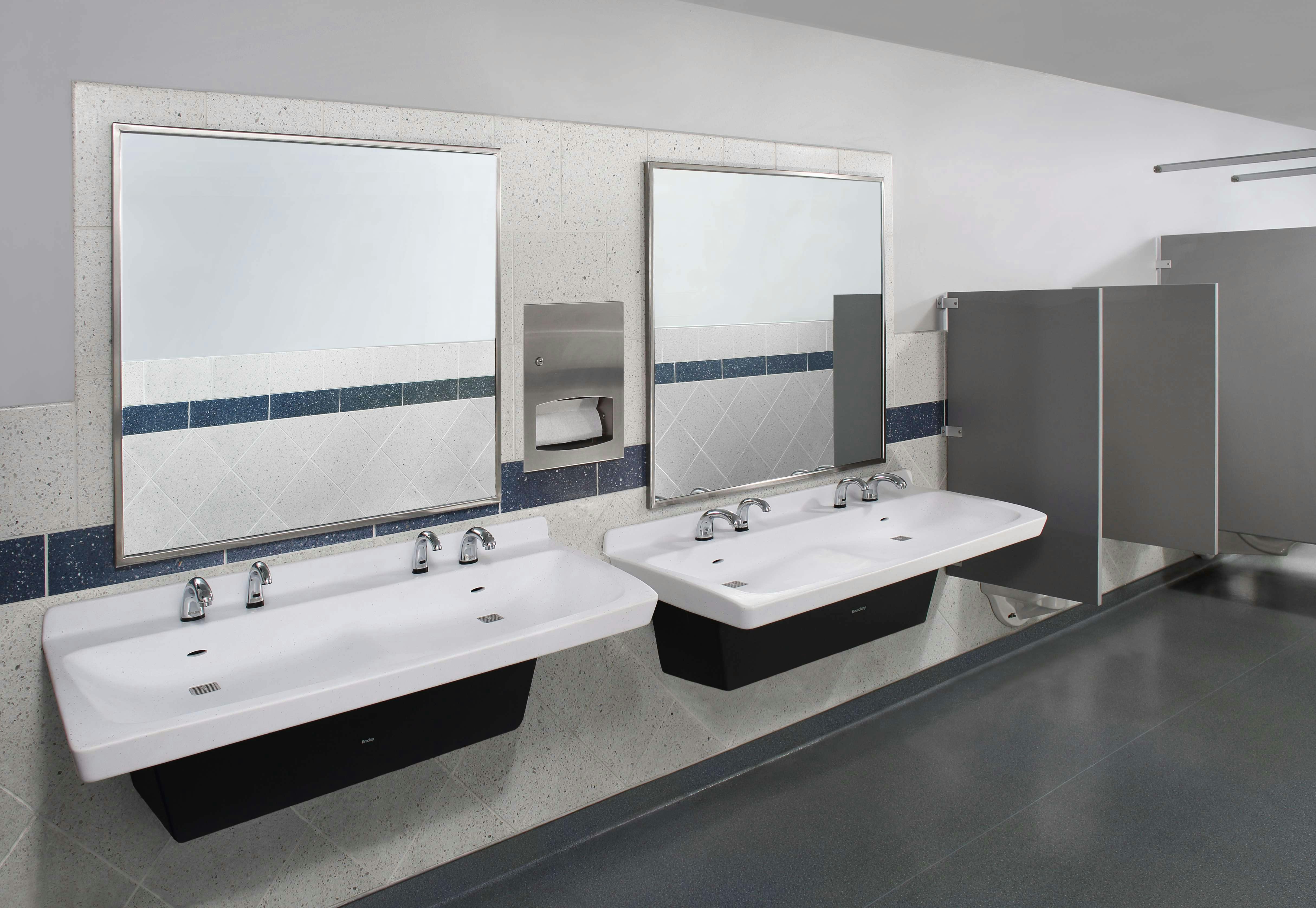 66edd4f0baf5994b0a4e571d Bradley Washroom 3