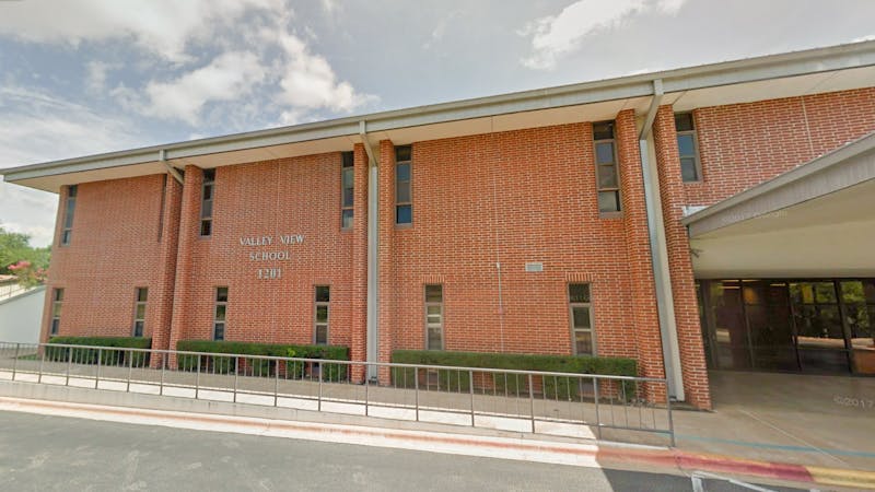 6789809df36f2faca1025e0e Valley View Eanes