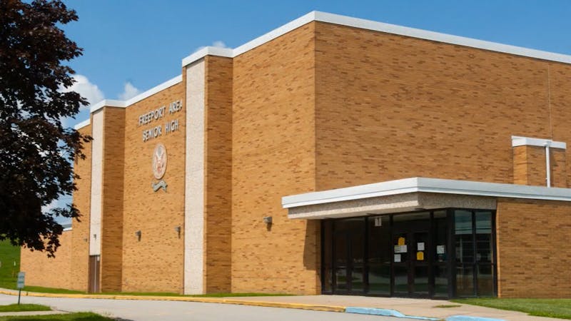 684c479a07c39fa62eead476 Freeport Hs