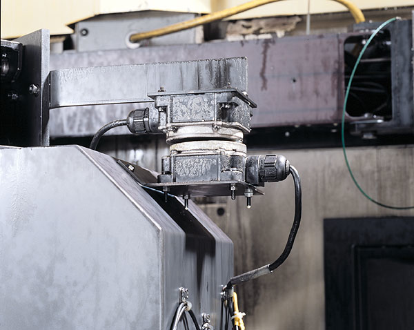 This sensor from Balluff receives power as well as sends data through an air gap. Source: Balluff