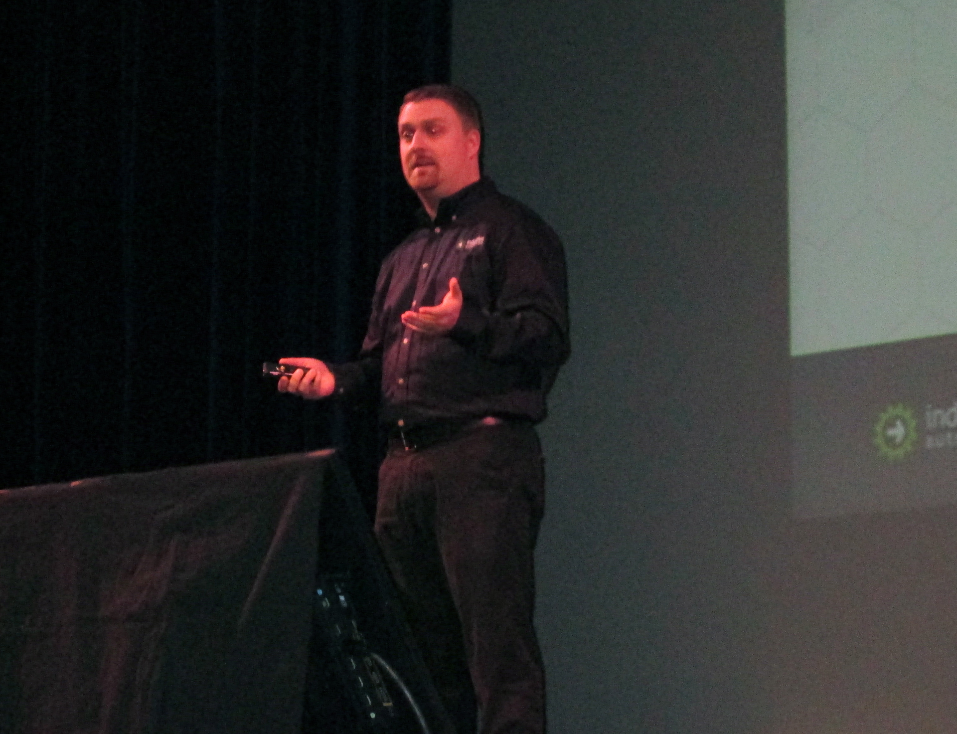 Comparing Cloud Services for Manufacturers