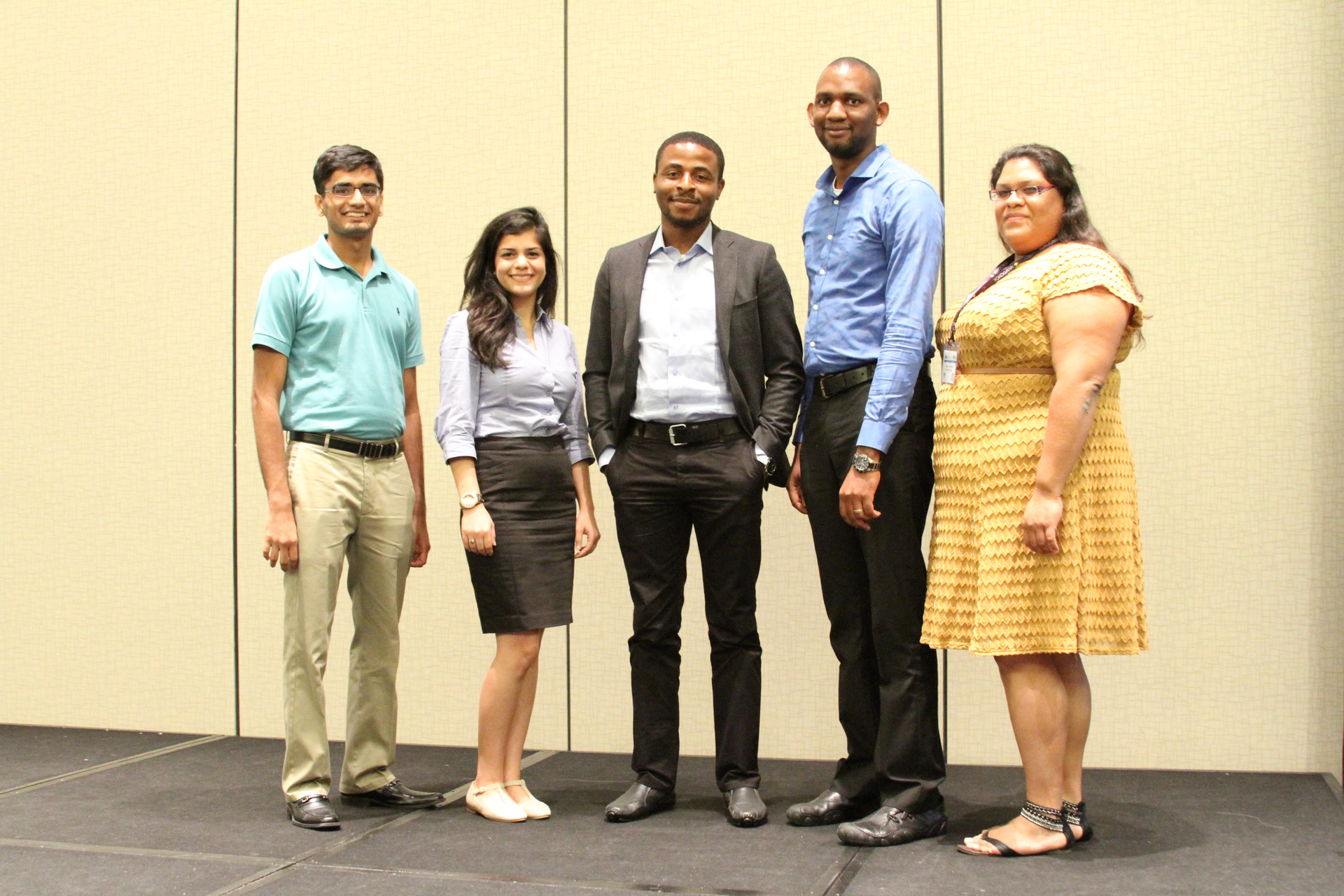 Aw 27030 Scholarship Pr1123