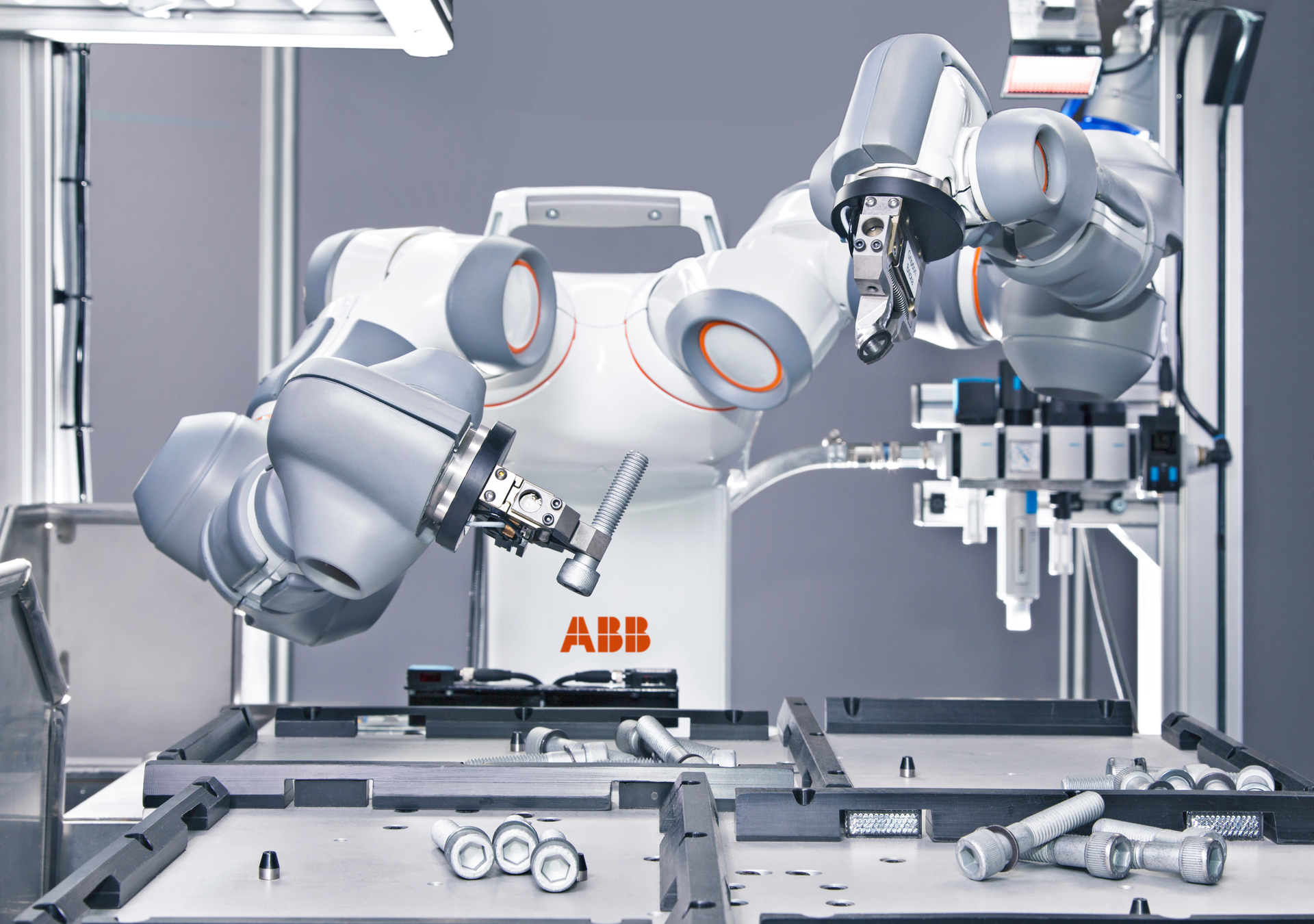 ABB to Unveil Collaborative Robot