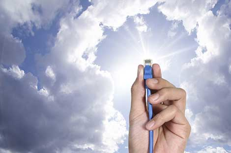 Manufacturers Moving To the Cloud