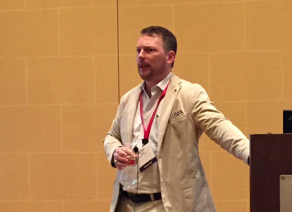 Aw 102278 Hug16 Michaelmartin