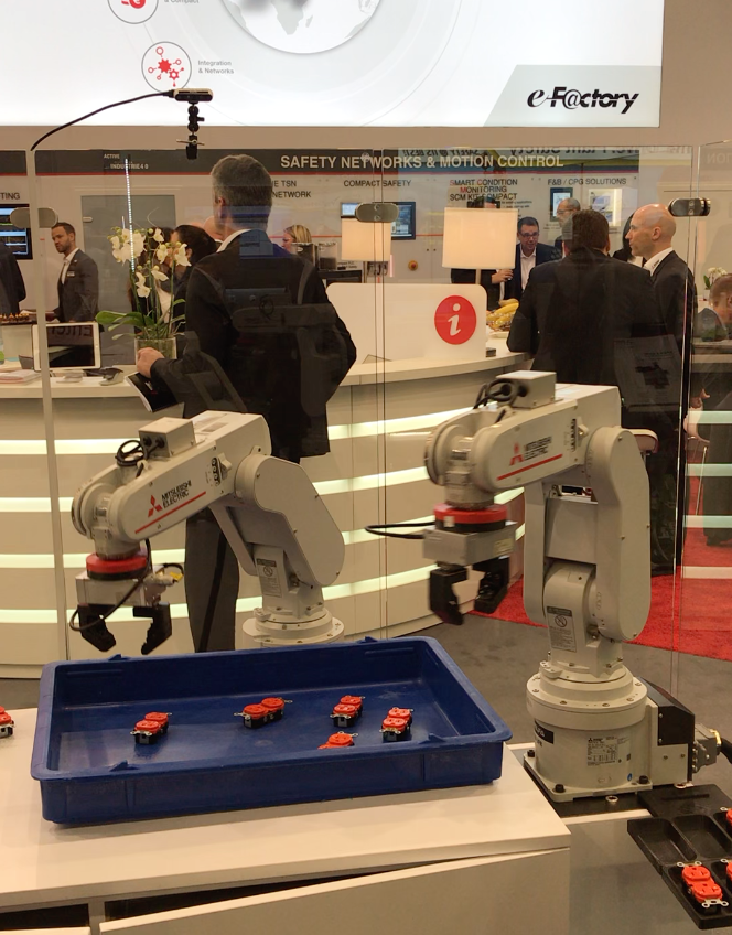 Demonstration of Mitsubishi and Realtime Robotics collaborative robot application at SPS 2019 in Nuremberg, Germany.