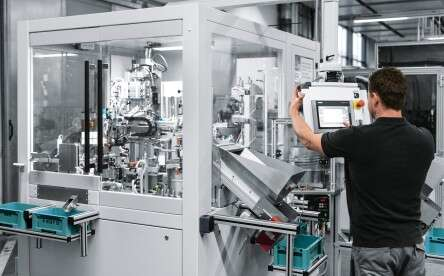 Using advanced analytics, Festo AX maps data to learn a component, machine, product, or system&rsquo;s healthy state and provide information for the correction of anomalies when data begins trending out of the normal range.