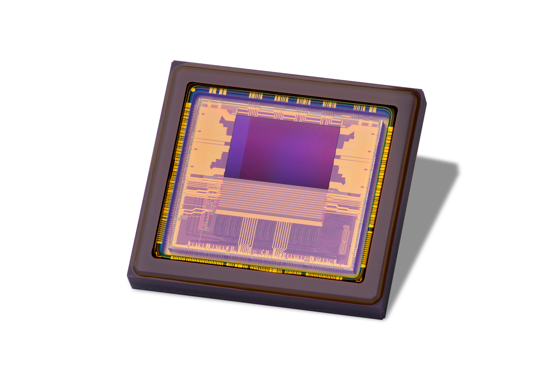 Hydra3D+ is the first ToF CMOS sensor to work in all light conditions without motion artefacts.