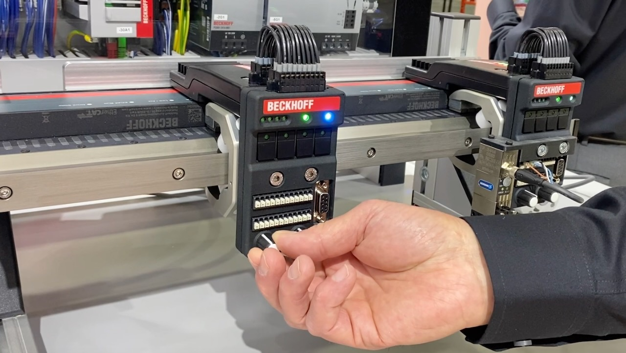 Beckhoff's Jeff Jonhson demonstrated the capabilities of the company's eXtended Transport System with no-cable technology to synchronize system-wide events with microsecond precision so that a specific event can be triggered at an exact position.