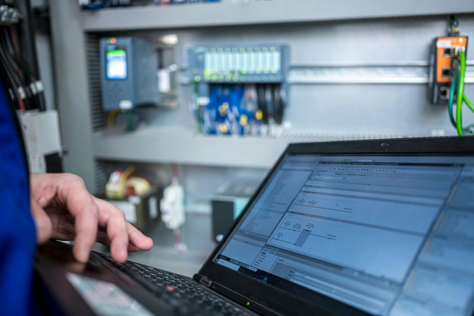 65baa93f604ad2001e759d20 Integrating Plcs And Camera Systems To Automate Qu