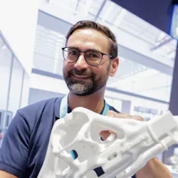 Dennis Nier, Siemens Dennis Nier, Siemens