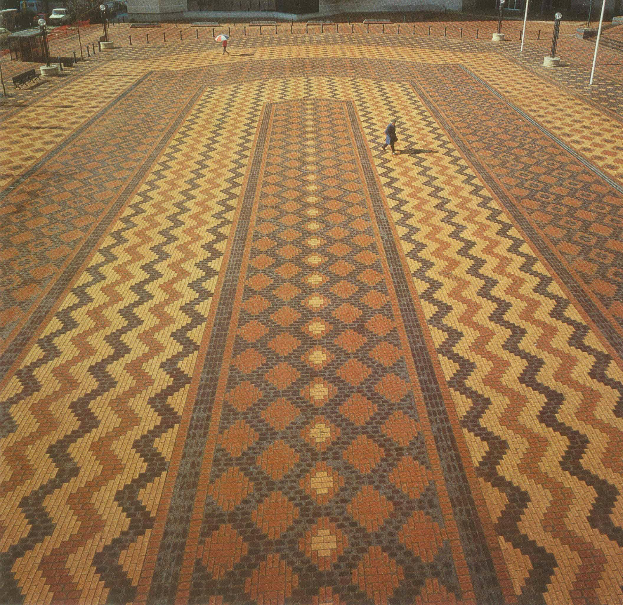 In addition to providing a number of practical benefits such as durability and compressive strength, brick pavers can be designe