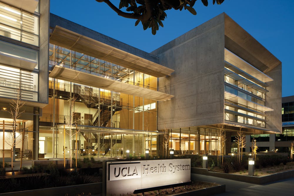 The newly opened UCLA Outpatient Surgery and Medical Building consists of two wings joined by a well-lit atrium, accented with i