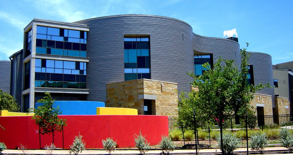 66fb0ee5523018d09d07560b Dell