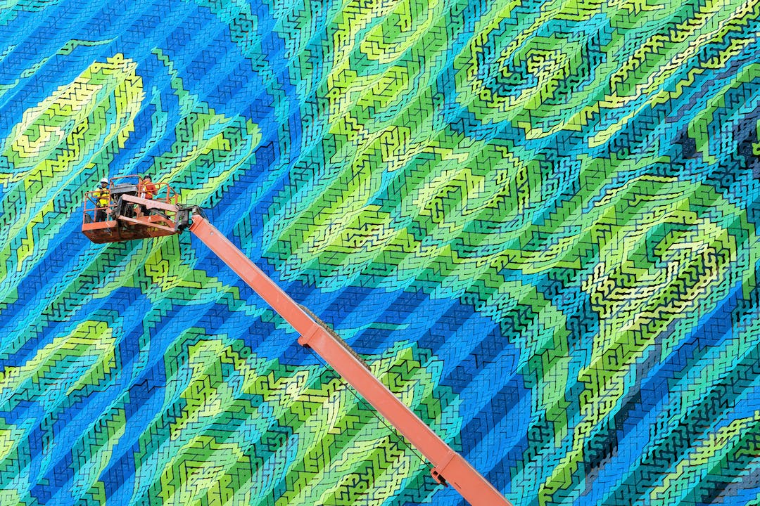 Wanderwall, North Carolina 2019 design innovation report: Super labs, dream cabins, office boardwalks, fa&ccedil;ades as art