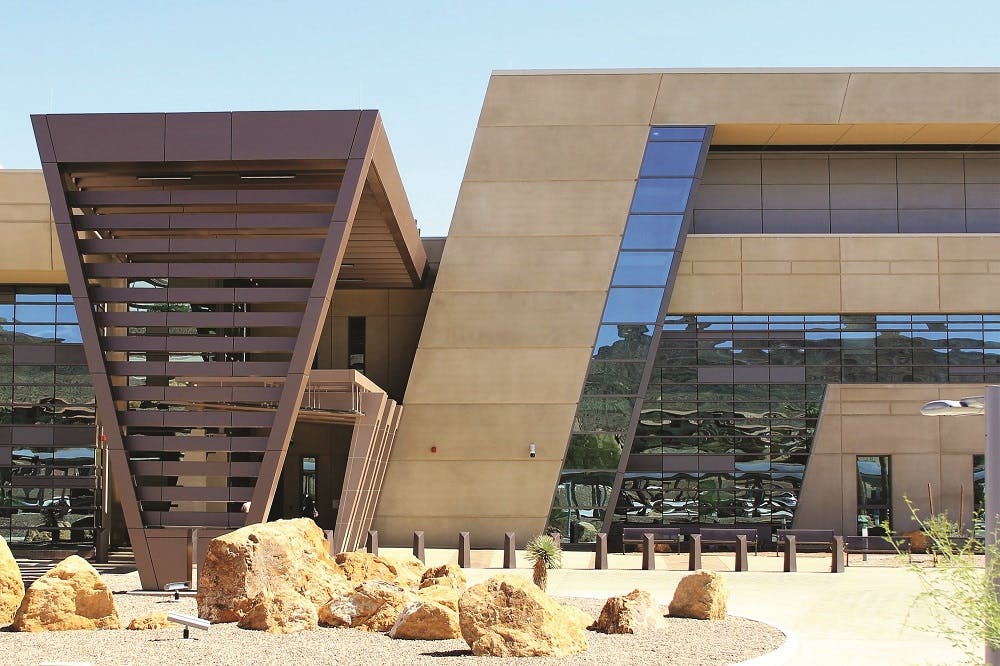 66fb0f391a3f595f15d4f3a6 Safti20vob20main20img