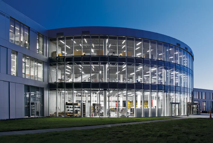 66fb110f783cc94662d7f8e9 Paw Zumtobel