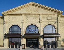 Coventry Universitys Lanchester Library was designed by U.K. firm Alan Short & Associates and completed in 2000. It uses 51% le